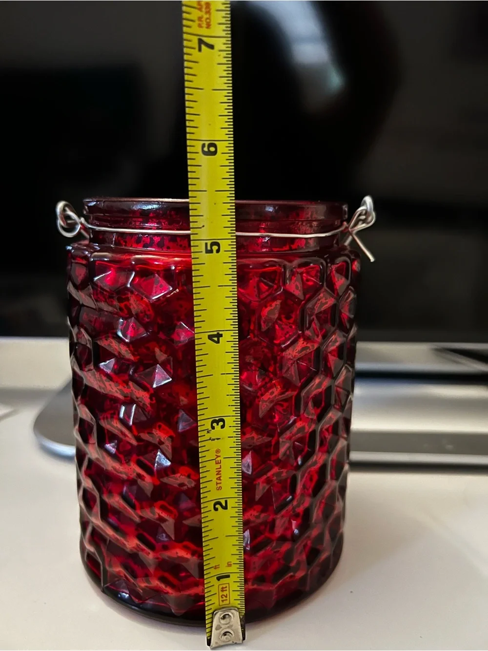 N/A decorative red